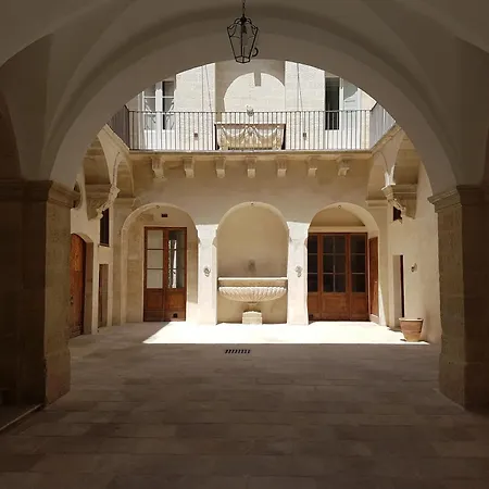 Palazzo Garzia - Dimora Storica