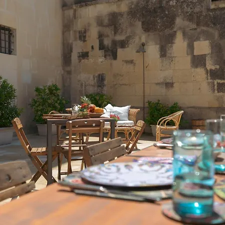 Palazzo Garzia - Dimora Storica Pensionat *